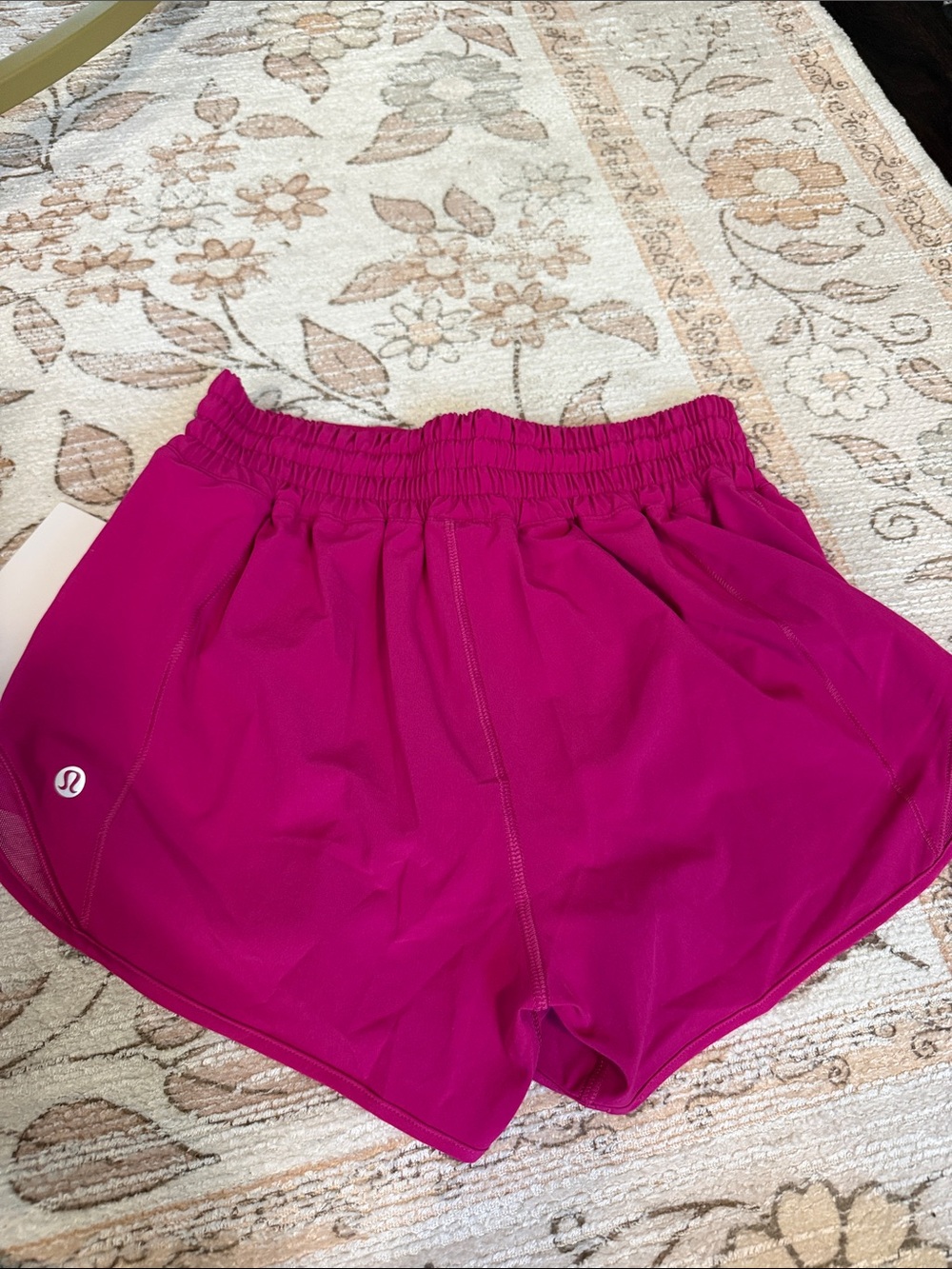Lululemon HOTTY hot HR 2.5” size 4 PFRE - Picture 2 of 2